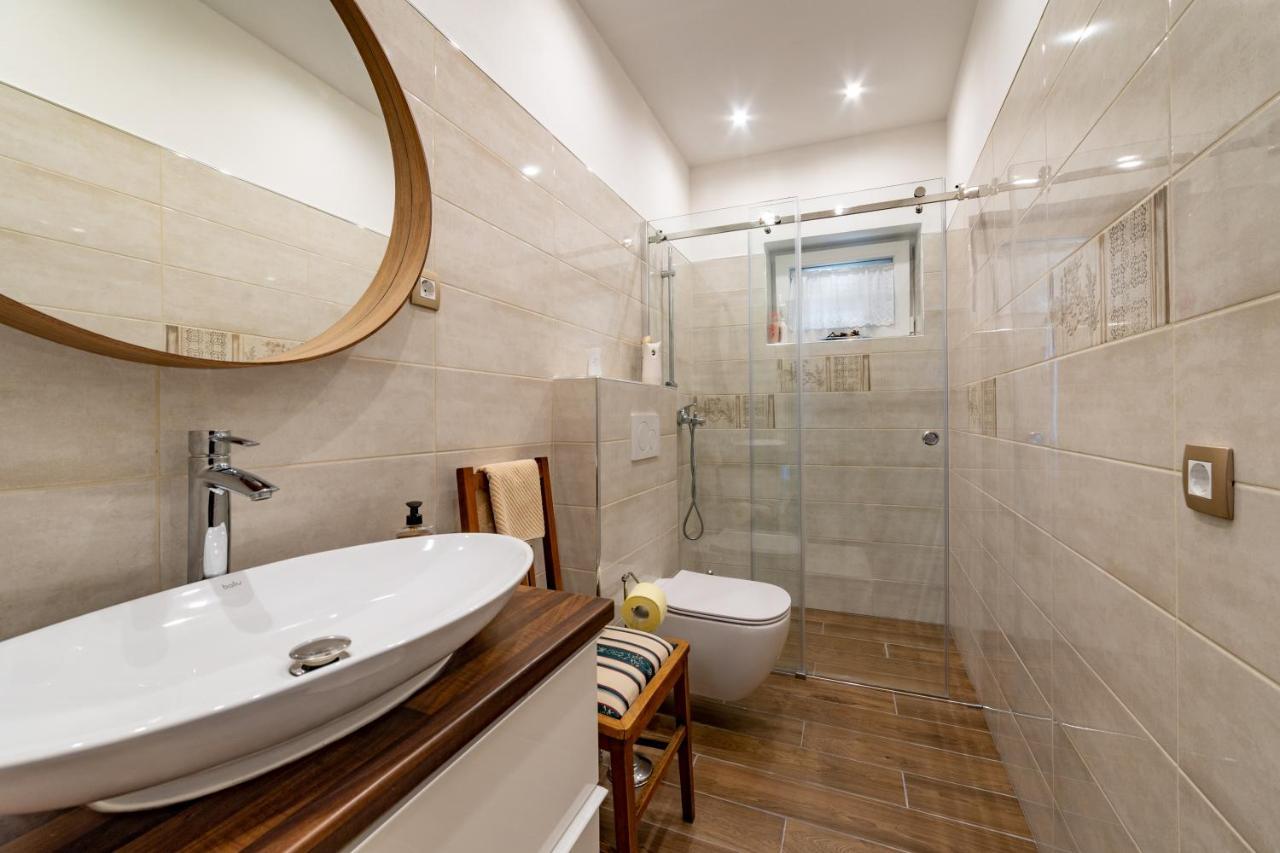 Sunny Hill Apartman Vremski Britof Kültér fotó
