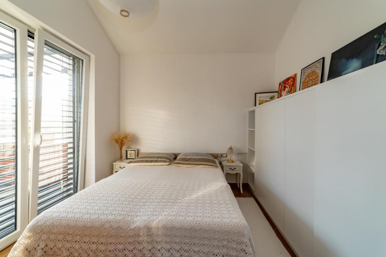 Sunny Hill Apartman Vremski Britof Kültér fotó